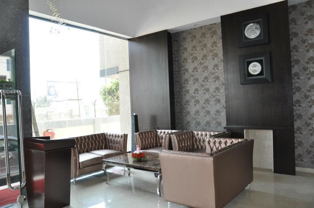 Hotel Lxia Hinjewadi - Indian Nationals Only Pimpri-Chinchwad المظهر الخارجي الصورة
