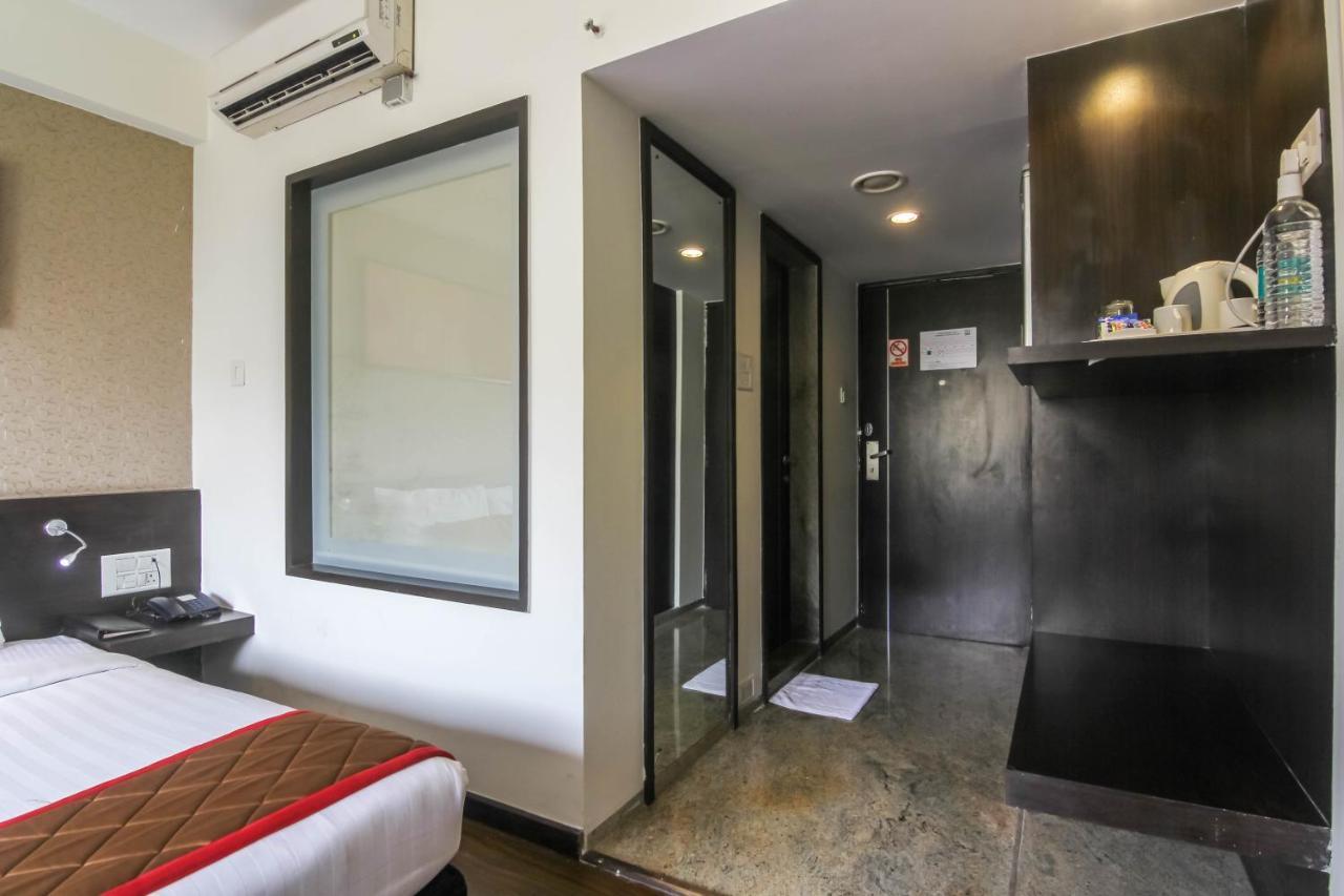 Hotel Lxia Hinjewadi - Indian Nationals Only Pimpri-Chinchwad المظهر الخارجي الصورة