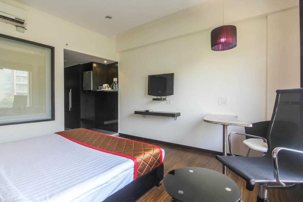 Hotel Lxia Hinjewadi - Indian Nationals Only Pimpri-Chinchwad المظهر الخارجي الصورة
