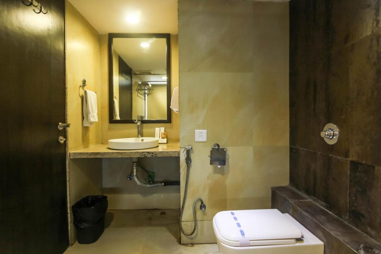 Hotel Lxia Hinjewadi - Indian Nationals Only Pimpri-Chinchwad المظهر الخارجي الصورة