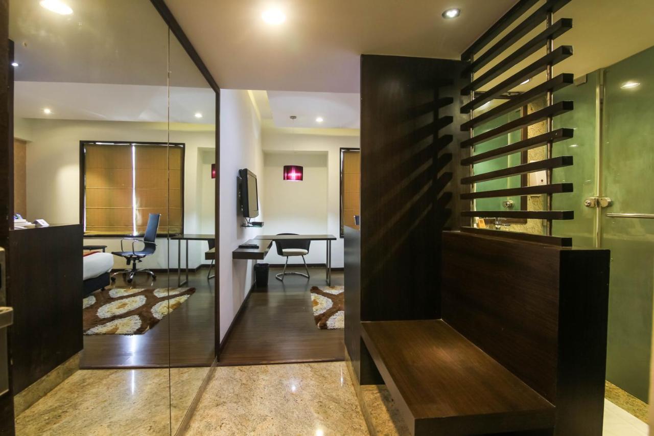 Hotel Lxia Hinjewadi - Indian Nationals Only Pimpri-Chinchwad المظهر الخارجي الصورة