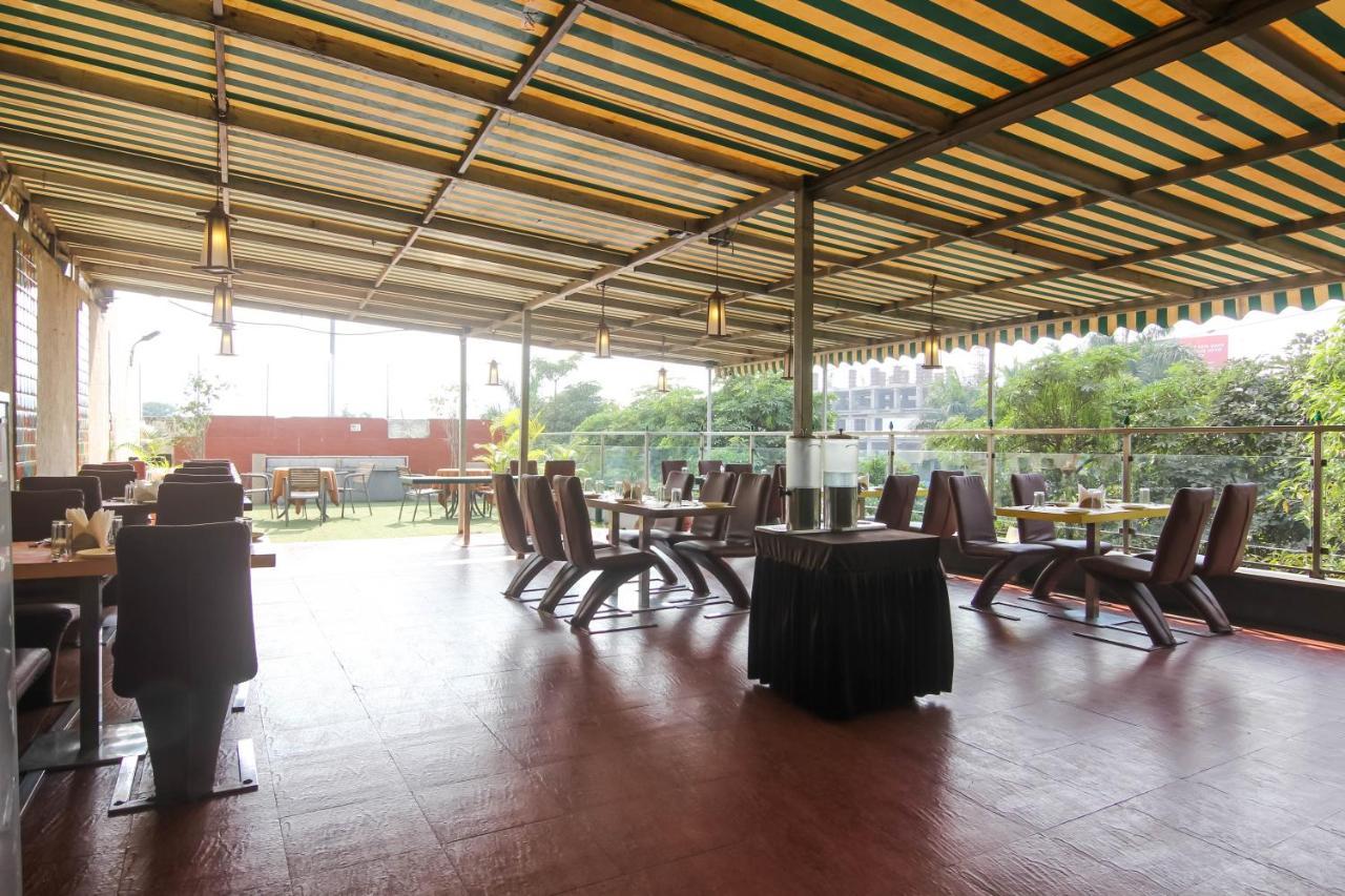 Hotel Lxia Hinjewadi - Indian Nationals Only Pimpri-Chinchwad المظهر الخارجي الصورة